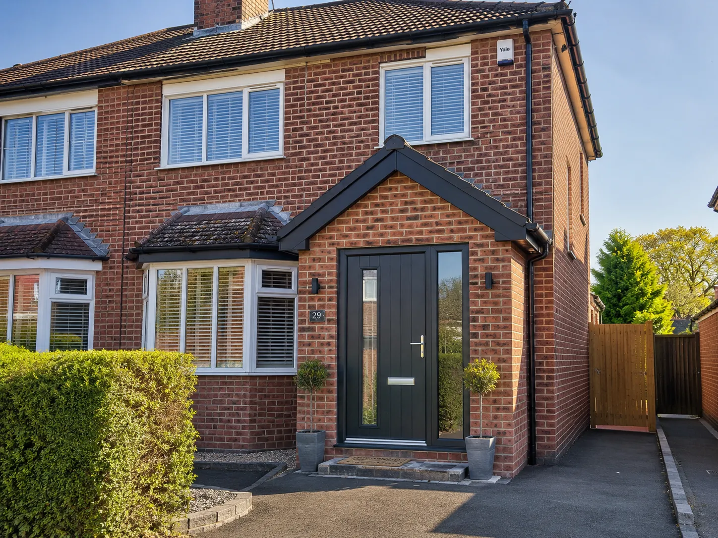 A high-quality but affordable front house extension built with premium materials.