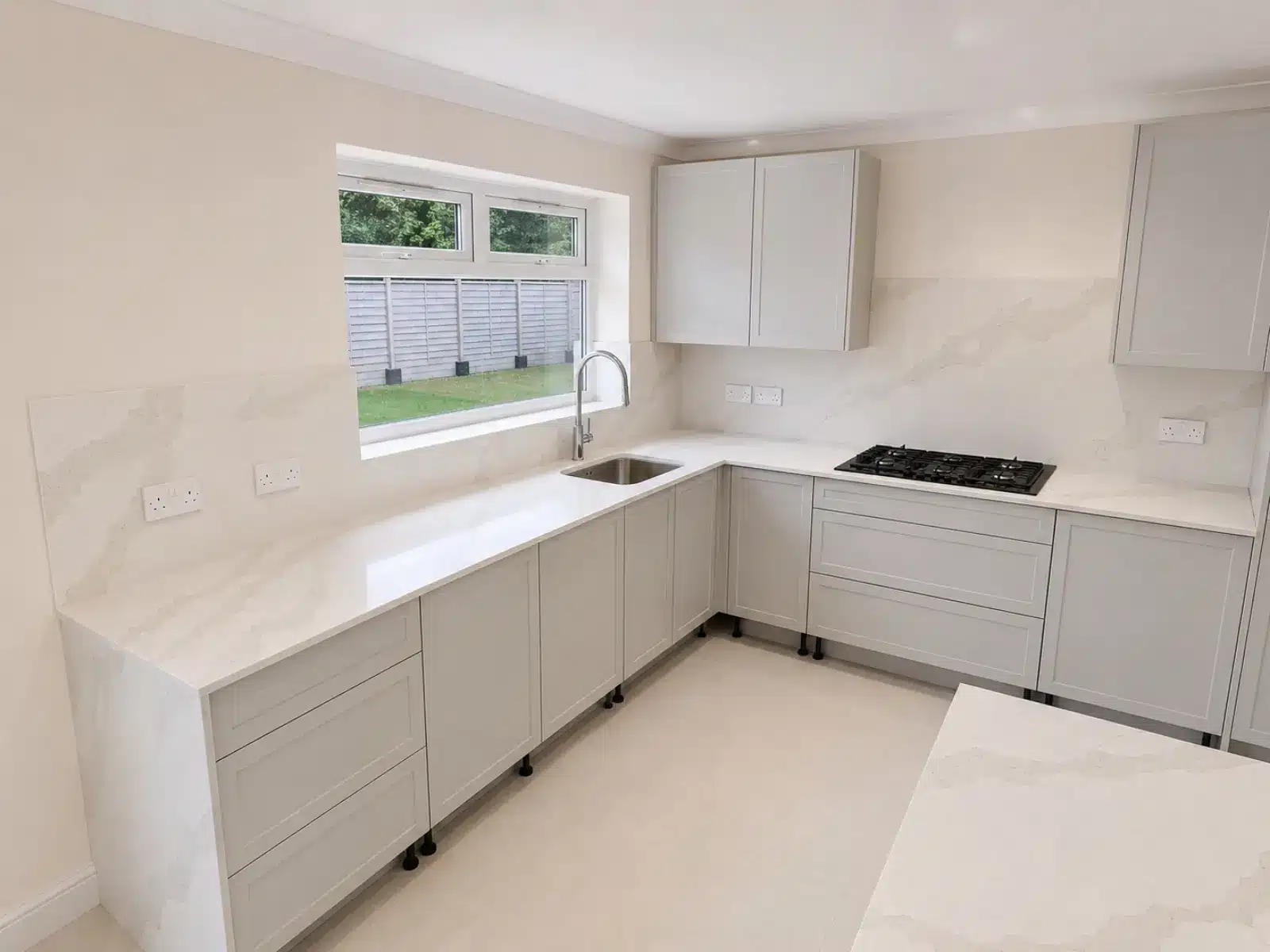 Calacatta-gold-quartz-london